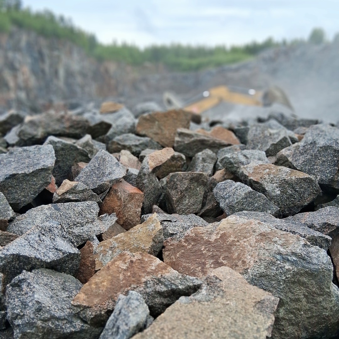 Kuvia_nettiin-1-kalliomurske Kalliomurskeita